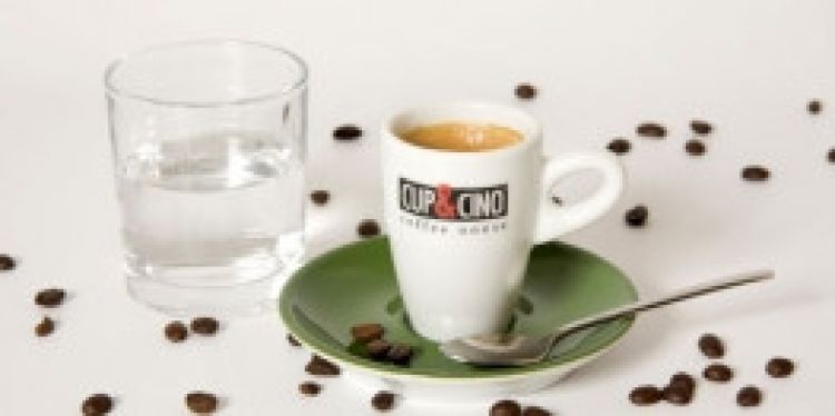 Aroma de cafea proaspata Cup&Cino invaluie AFI Palace Cotroceni