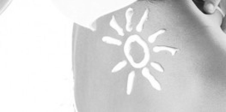 (P) Vara aceasta, noile creme Sun Renaissance iti ofera toata protectia de care ai nevoie!