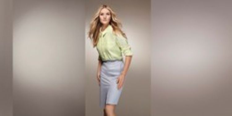 Marks & Spencer: Rosie Huntington - Whiteley este imaginea colectiei de vara Autograph