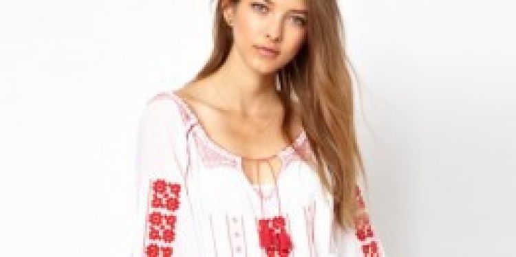 TREND ALERT! Bluza Romaneasca, IA Romaneasca – Ce dragoste mare!