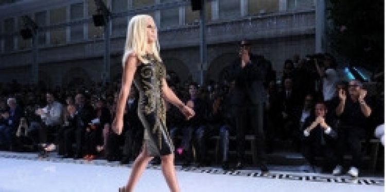 Versace semneaza o colectie pentru H&M