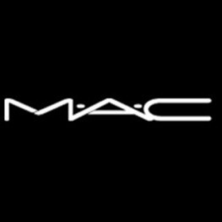 Veste buna pentru fanele MAC