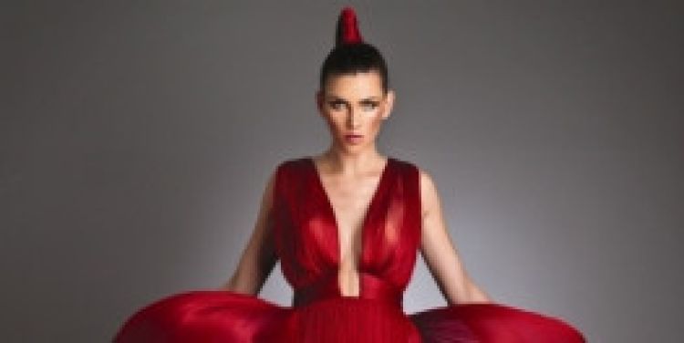 5 rochii superbe semnate Maria Lucia Hohan, designerul roman care a cucerit Hollywoodul!