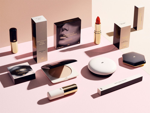 H&M lanseaza o gama de cosmetice