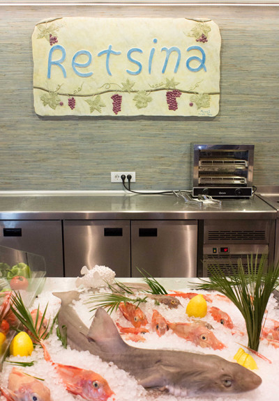 Retsina, cel mai nou restaurant cu specific mediteraneean